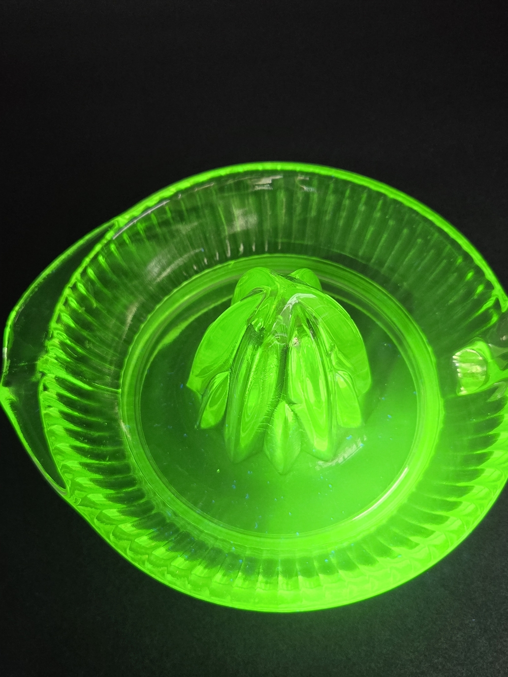 1930's Uranium Glass Large Juicer